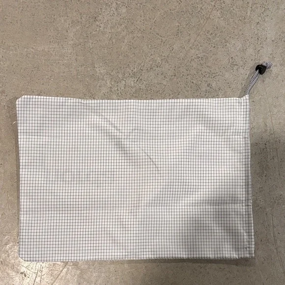 NOR White Grid Drawstring Pouch - Picture 2 of 2